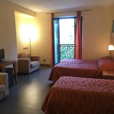 Hotel Langhe & Monferrato Costigliole d'Asti Buitenkant foto