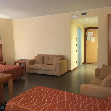 Hotel Langhe & Monferrato Costigliole d'Asti Buitenkant foto