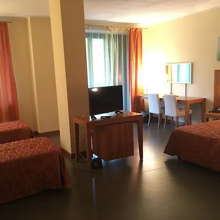 Hotel Langhe & Monferrato Costigliole d'Asti Buitenkant foto